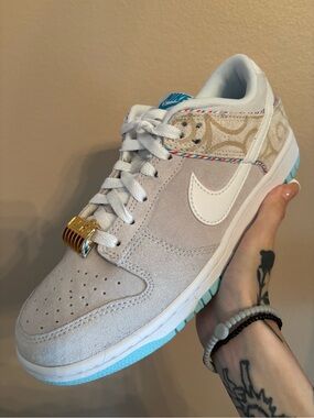 Nike Dunk Low SE 'Barber Shop - Grey'